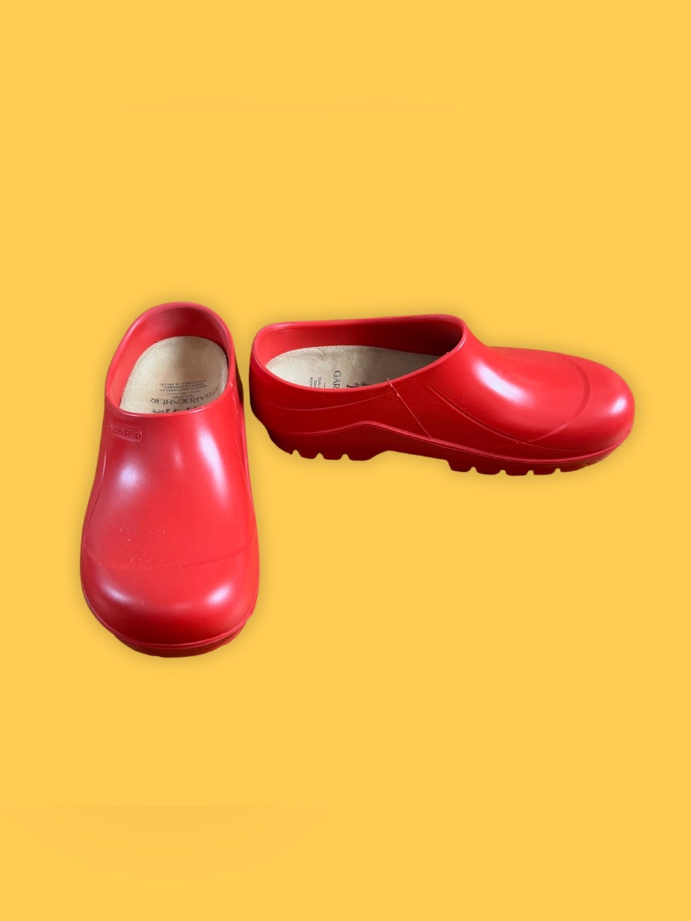 Gardenheir | Italian Clogs in Red | NWT | Sizes 8.5 and 9